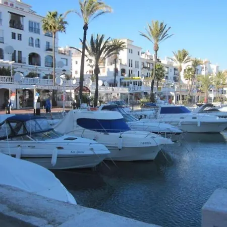 Duquesa Port Apartment *